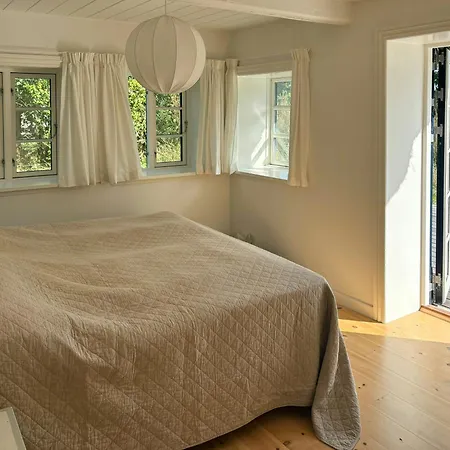 Historic Kikhavn Summer House With Ocean View Hundested
