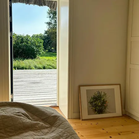 Historic Kikhavn Summer House With Ocean View *