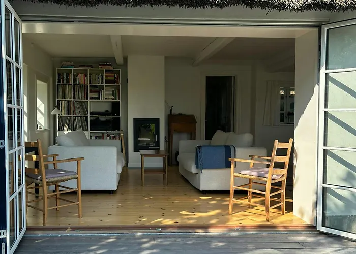 Semesterbostad Historic Kikhavn Summer House With Ocean View *